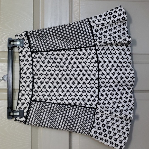 Loft boho lind hidden zipper skirt size 0 petite - Picture 4 of 4